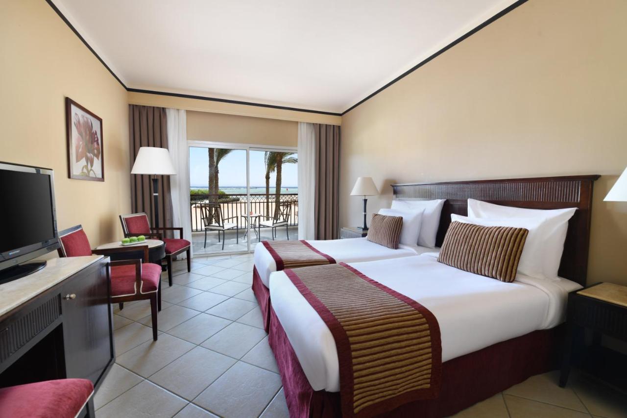 منتجع جاز ميرابل شرم الشيخ المظهر الخارجي الصورة A room at the Hilton Sharm El Sheikh