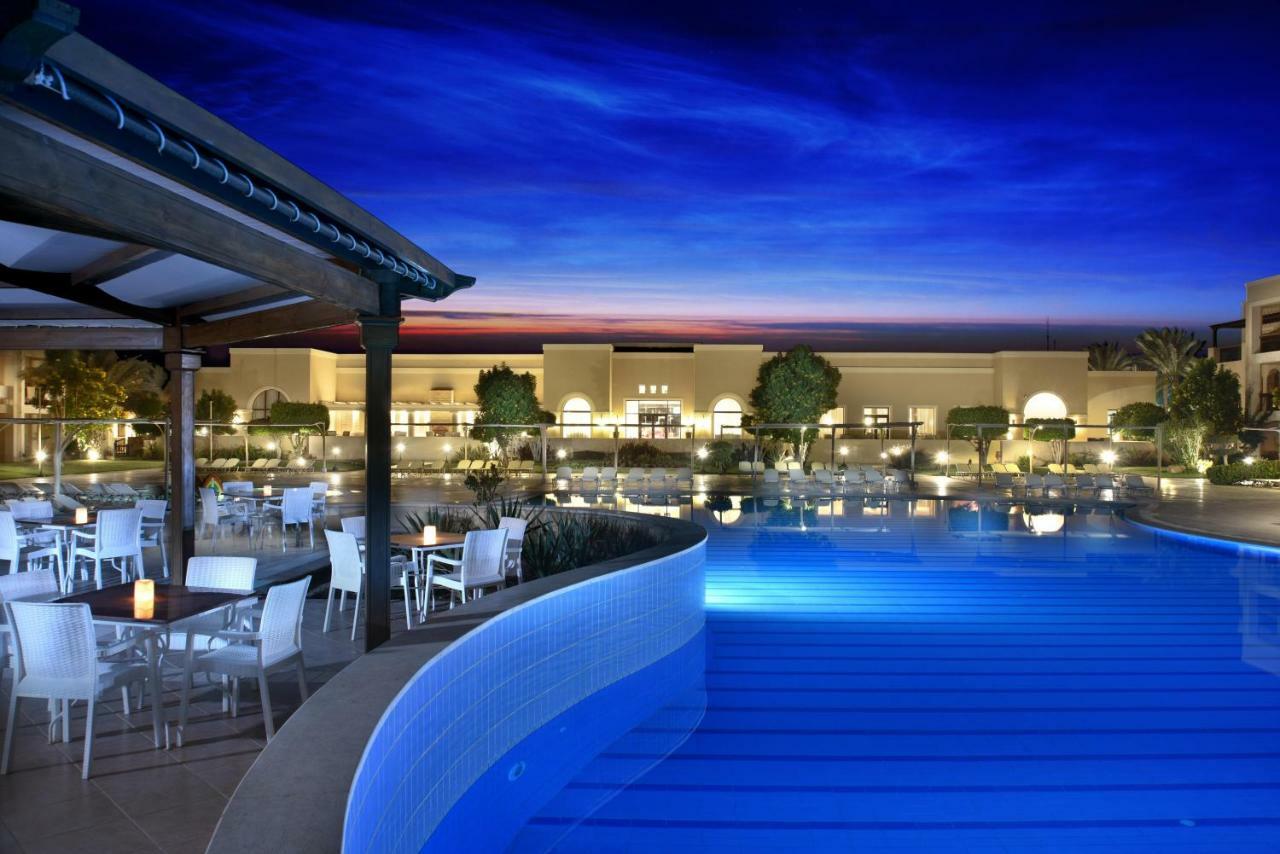 منتجع جاز ميرابل شرم الشيخ المظهر الخارجي الصورة The pool at the Westin