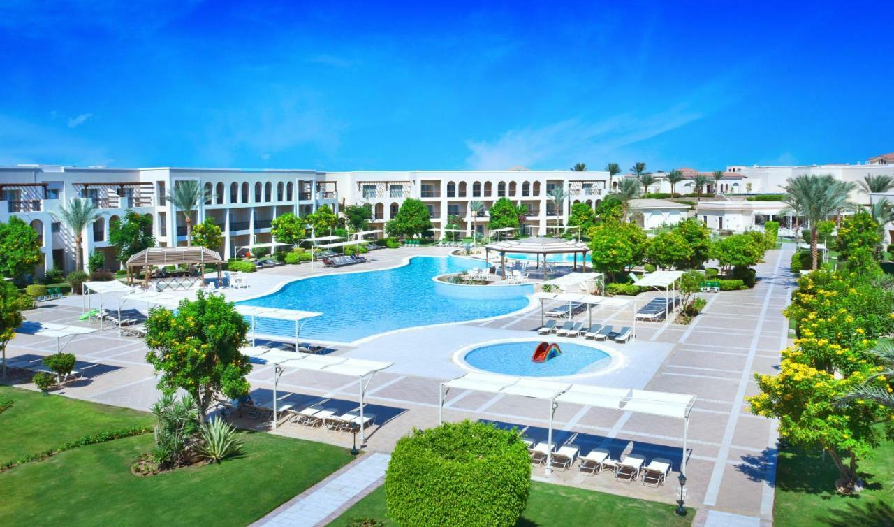 منتجع جاز ميرابل شرم الشيخ المظهر الخارجي الصورة The swimming pool at the resort