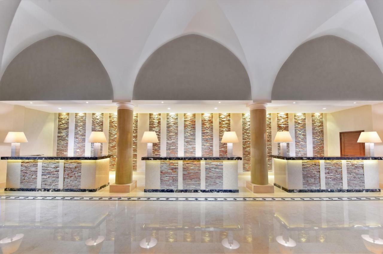 منتجع جاز ميرابل شرم الشيخ المظهر الخارجي الصورة The lobby of the hotel